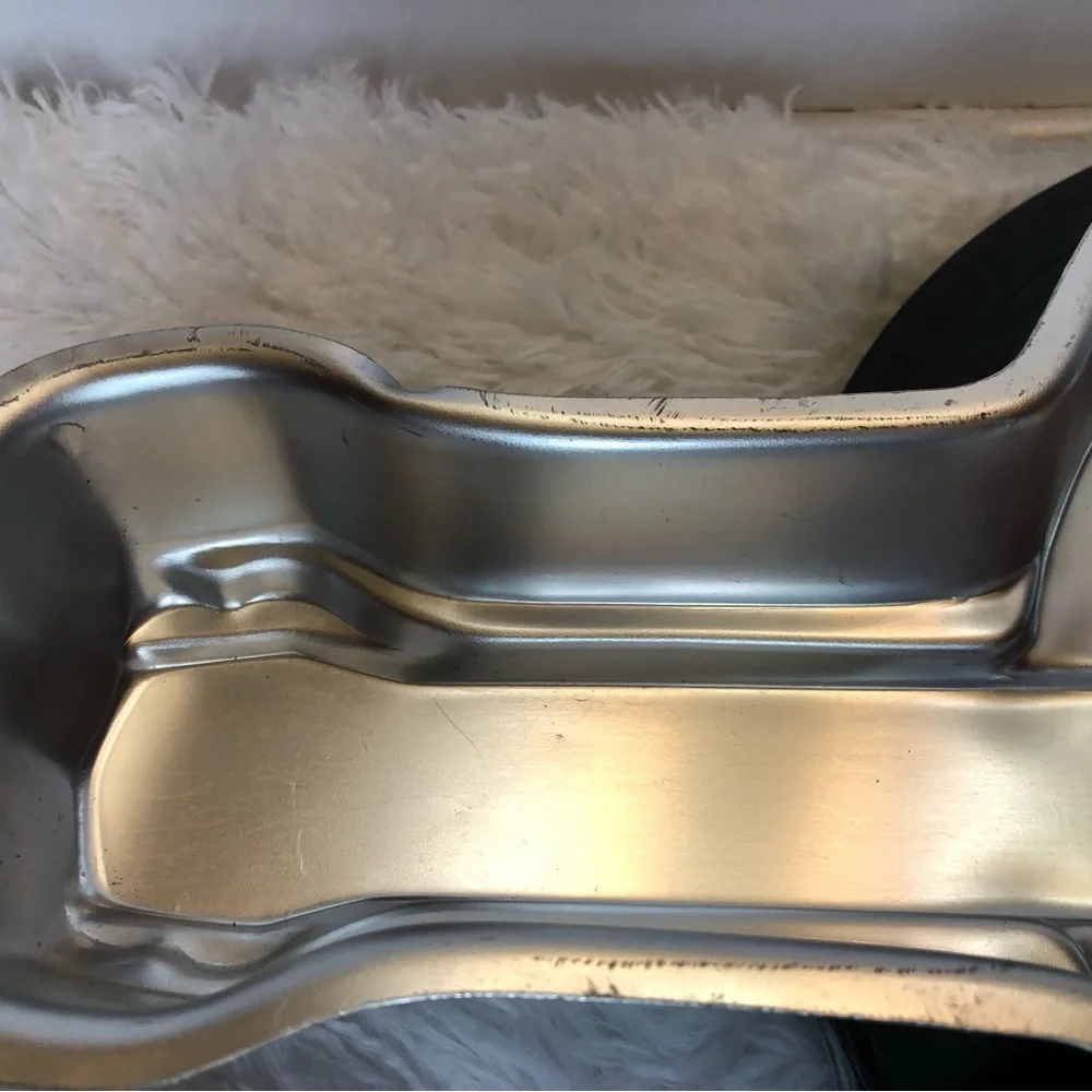 Vintage Wilton Cake Baking Pan Guitar 1977